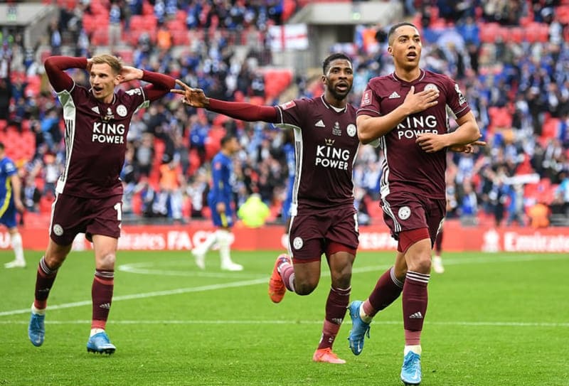 Tần suất tổ chức mùa EURO bao nhiêu 1 lần?